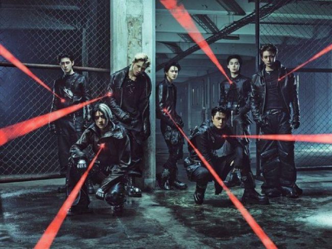 엔하이픈, 'Knife' 스틸 공개…강렬한 뱀파이어 변신